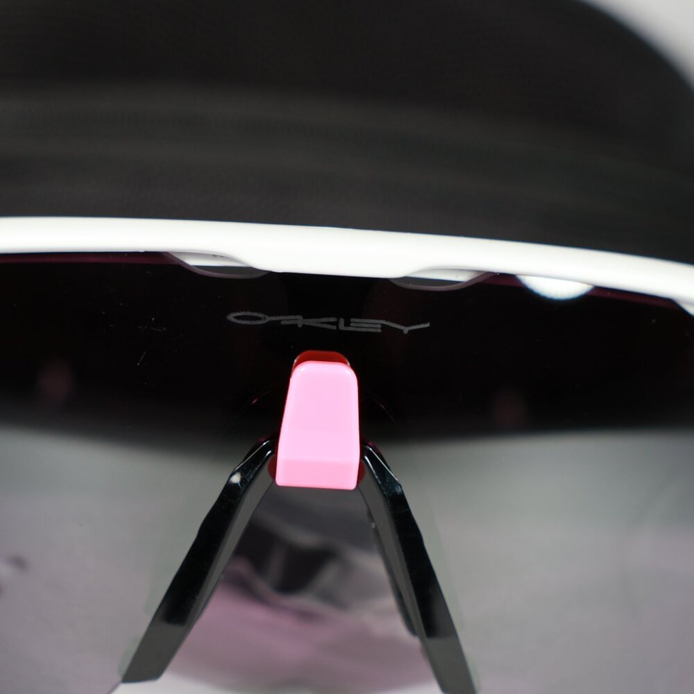 Oakley Radar EV Advancers Polished White Primz Road Black Pink Logo OO9442-0438 - Picture 4 of 14